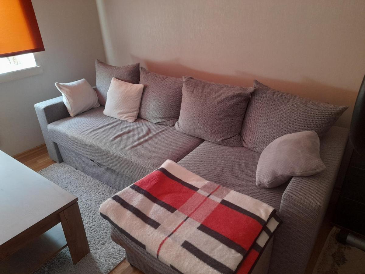 Quiet Summer Apartment Aucugals Esterno foto